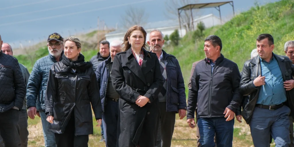 Edirne Lalapaşa Büyüköğünlü Göleti iki yılın ardından suyla doldu. Bölge çiftçisine can suyu olacak dev yatırımın detayları ve tarımsal üretim sezonu müjdeleri haberimizde.