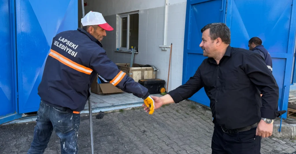 Lapseki Belediye Başkan Vekili İrfan Temel, ilçedeki çalışmaları denetledi. Belediye projelerinin son durumu, teknik incelemeler ve Lapseki'nin gelecek vizyonuna dair tüm detaylar haberimizde. Lapseki Haberler