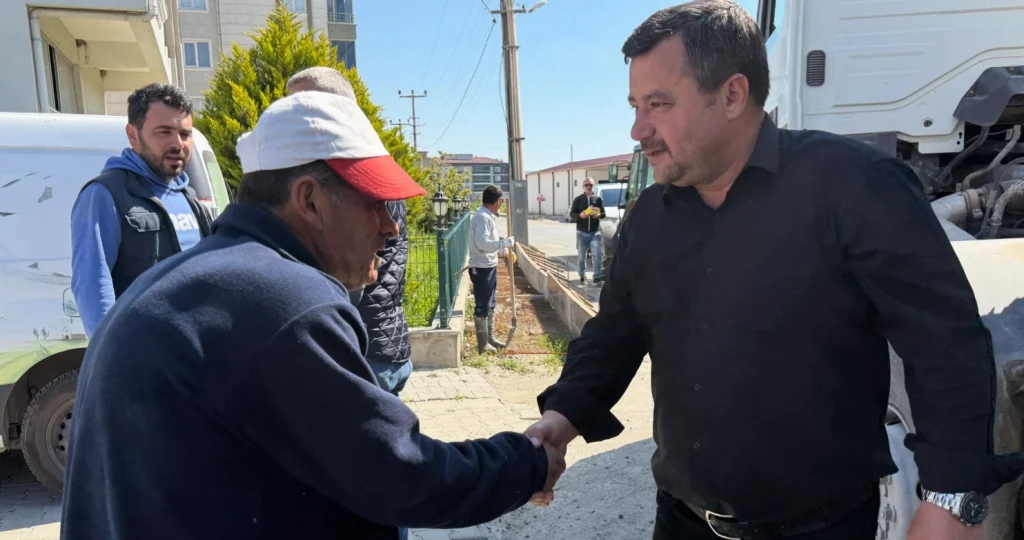 Lapseki Belediye Başkan Vekili İrfan Temel, ilçedeki çalışmaları denetledi. Belediye projelerinin son durumu, teknik incelemeler ve Lapseki'nin gelecek vizyonuna dair tüm detaylar haberimizde. Lapseki Haberler