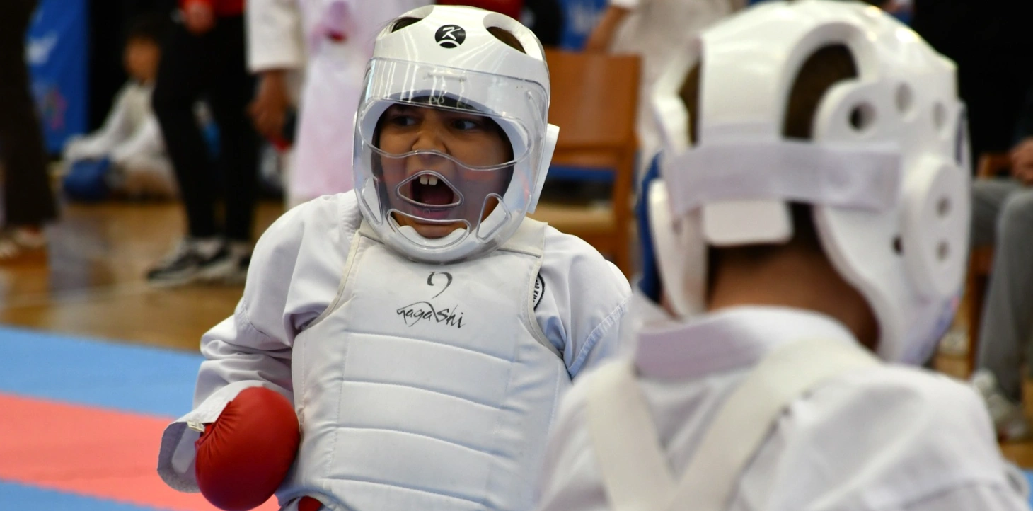 Karate Turnuvası’nda Şampiyonluk Heyecanı