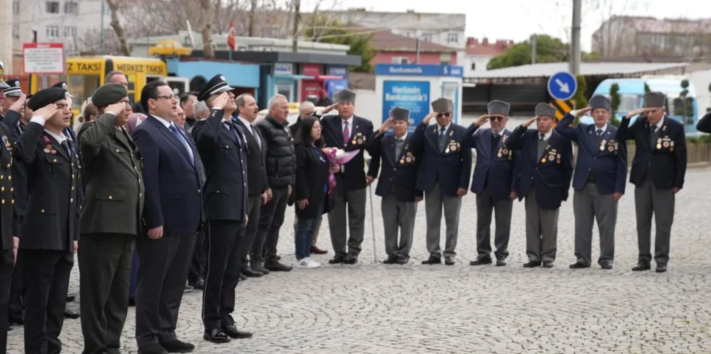 Marmaraereğlisi’nde Türk Polis Teşkilatı’nın 181. yıl dönümü gururla kutlandı. Cumhuriyet Meydanı'ndaki tören ve Polis Haftası etkinliklerinin detayları haberimizde.
