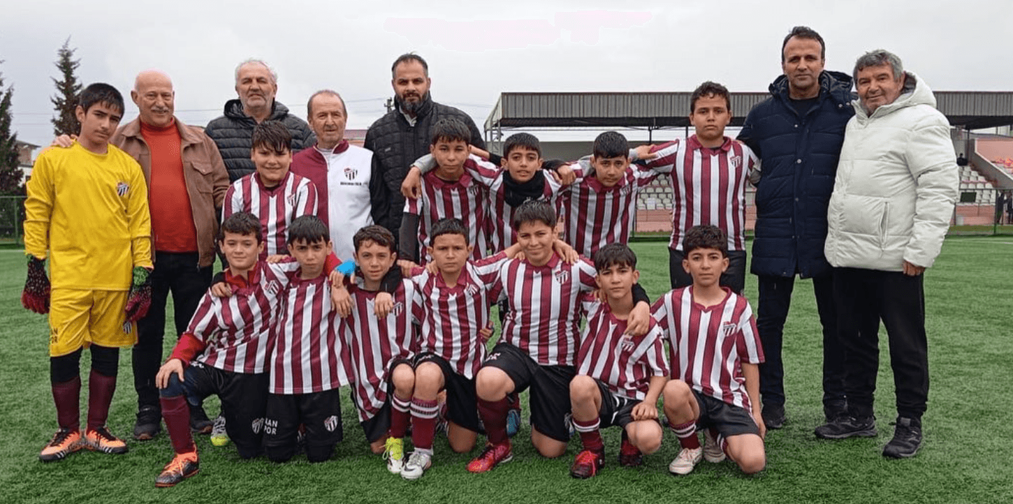 Muratlı’da Geleceğin Yıldızları Sahneye Çıktı