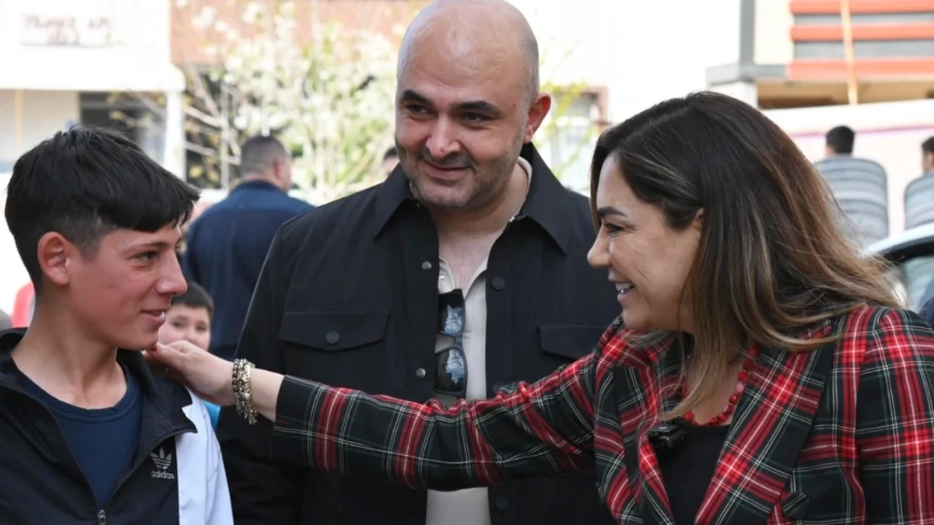 Tekirdağ Büyükşehir Belediye Başkanı Dr. Candan Yüceer'den yoğun saha mesaisi! Ergene ve Çorlu'da yol çalışmaları, yeni hizmet birimleri ve Yaşam Merkezi projeleri yerinde incelendi.