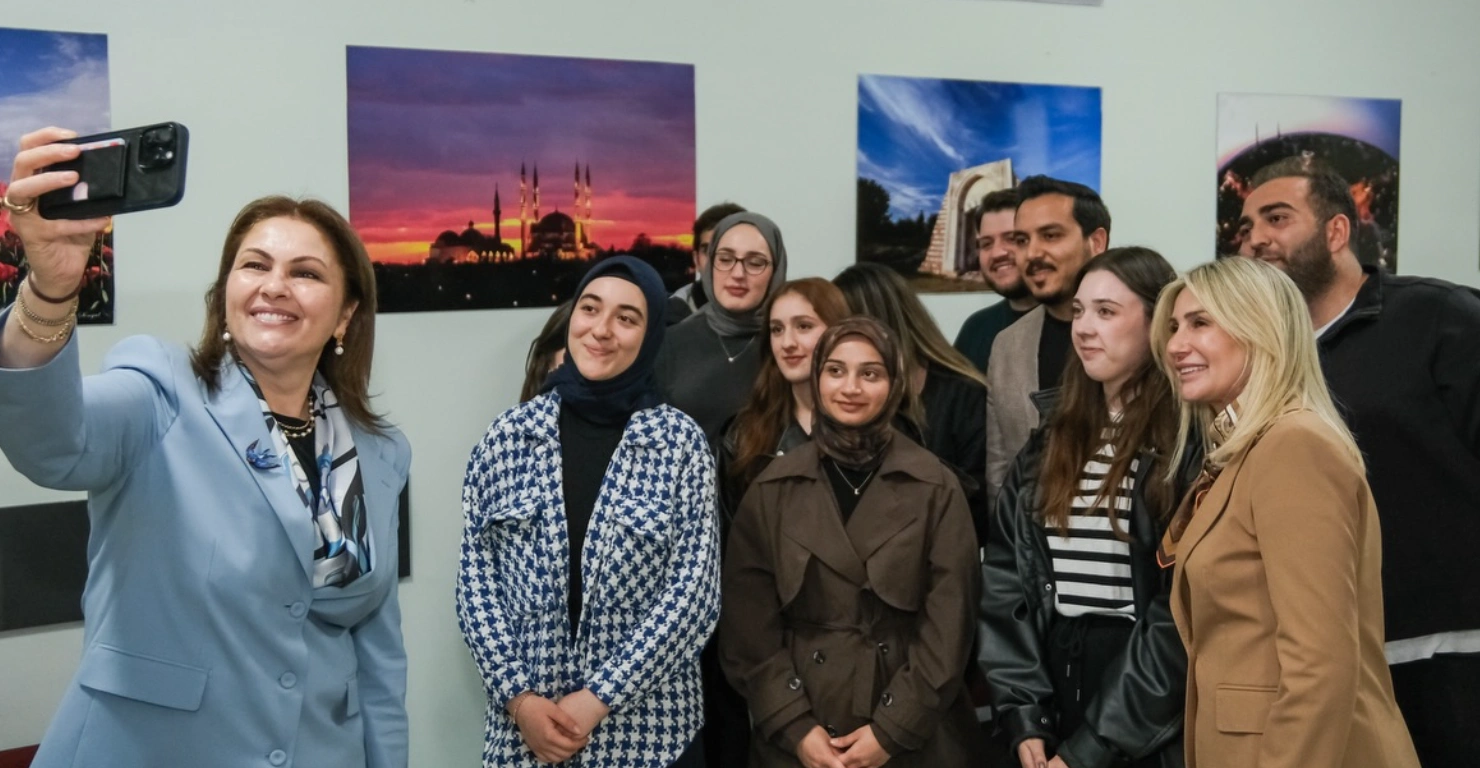 Trakya Üniversitesi Kütüphanesinde Vize Mesaisi