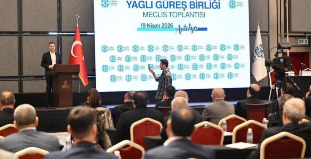Edirne Belediye Başkanı Filiz Gencan Akın, Yağlı Güreş Düzenleyen Kentler Birliği toplantısına katılarak ata sporunun geleceği için önemli temaslarda bulundu.