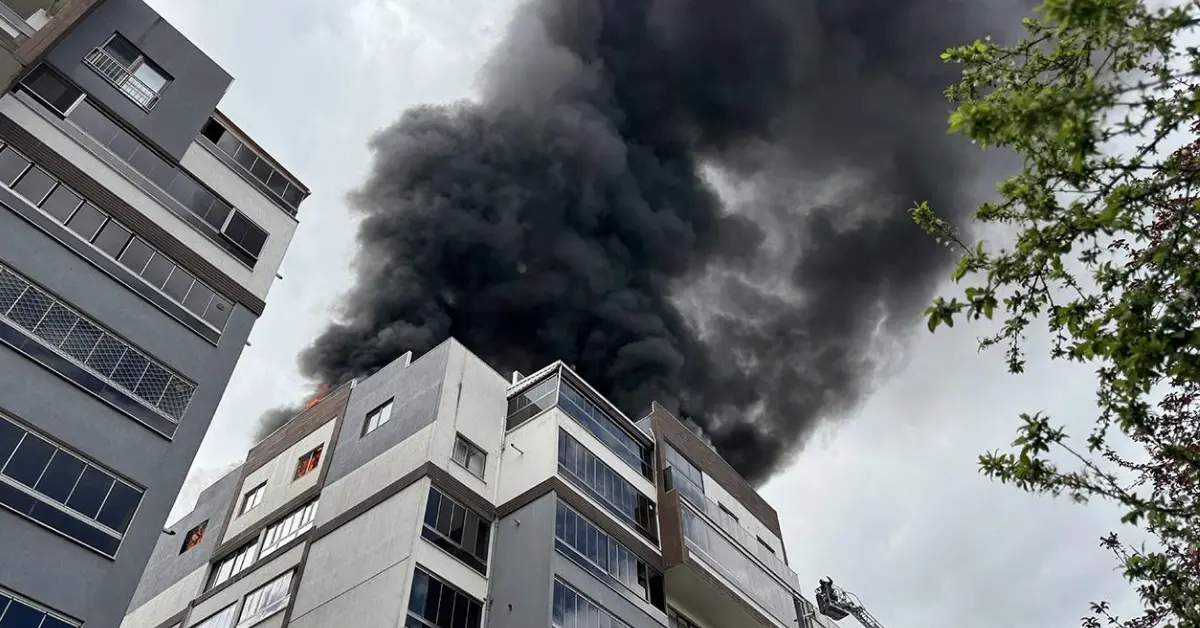 Bursa’da 8 Katlı Binada Korkutan Yangın Panniği