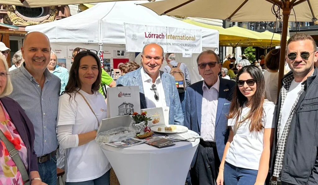 Edirne Belediye Başkanlığı, kardeş şehir Lörrach'ta düzenlenen Frühlingsfest kapsamında Edirne'nin tarihi mirasını ve yerel, Edirne Haberler