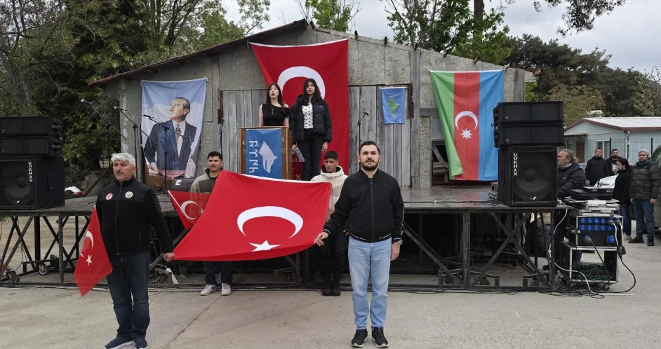 Gökçeada Belediyesi temsilcileri, 3 Mayıs Türkçülük Günü etkinliklerine katılarak milli birliği selamladı. Program detayları ve konuşmaların özeti haberimizde. Gökçeada Haberler