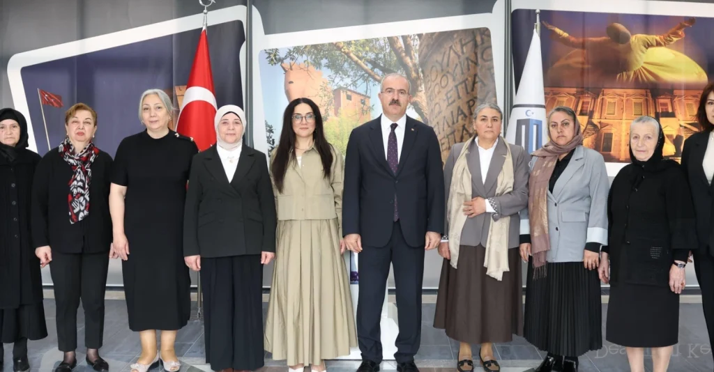 Çanakkale Valisi Doç. Dr. Ömer Toraman, Azerbaycan Zafer Şehit Aileleri Derneği üyelerini ağırladı. Ziyarette şehitlerin aziz hatırası rahmetle yad edildi.