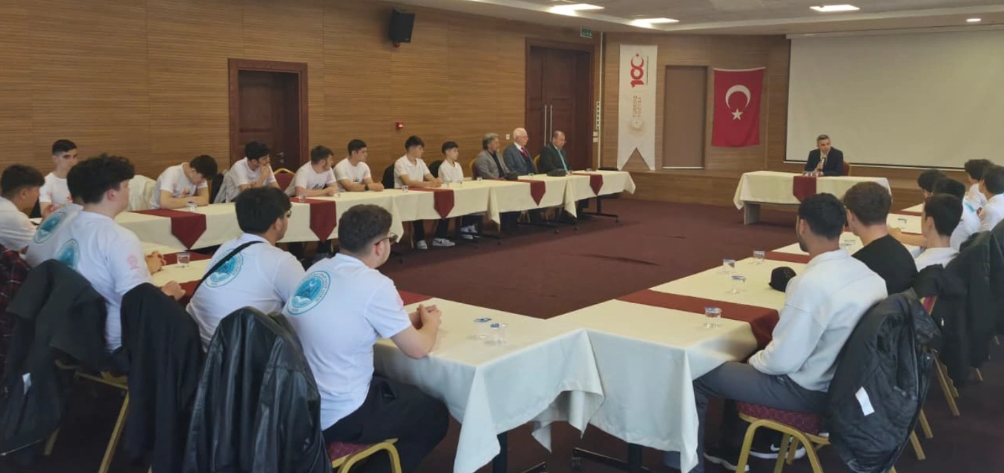 Bayramiç’te Gençlerle Anlamlı Buluşma