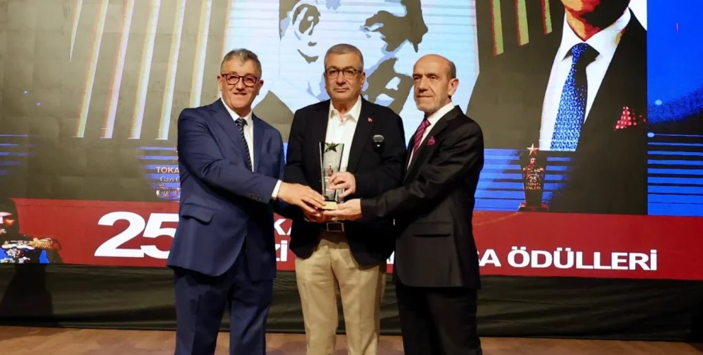 Çerkezköy'de 25. Tokat Enleri Gazi Osman Paşa Ödülleri sahiplerini buldu. Çerkezköy Belediyesi ev sahipliğindeki büyük Tokat buluşmasının detayları haberimizde. çerkezköy Haberler