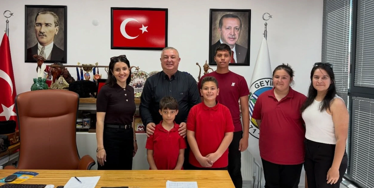 Geyikli’de Öğrencilerden Çifte Zafer