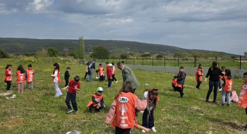 Gökçeada’da Küçük Eller Geleceğe Nefes Oluyor