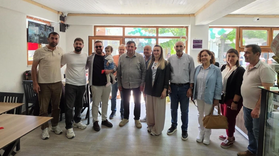 Gökçeada'da Limnos Ada Lokantası kapılarını açtı! Belediye Başkanı Bülent Ecevit Atalay ve heyetinin katıldığı açılış töreninin tüm detayları ve ada turizmine katkıları burada.