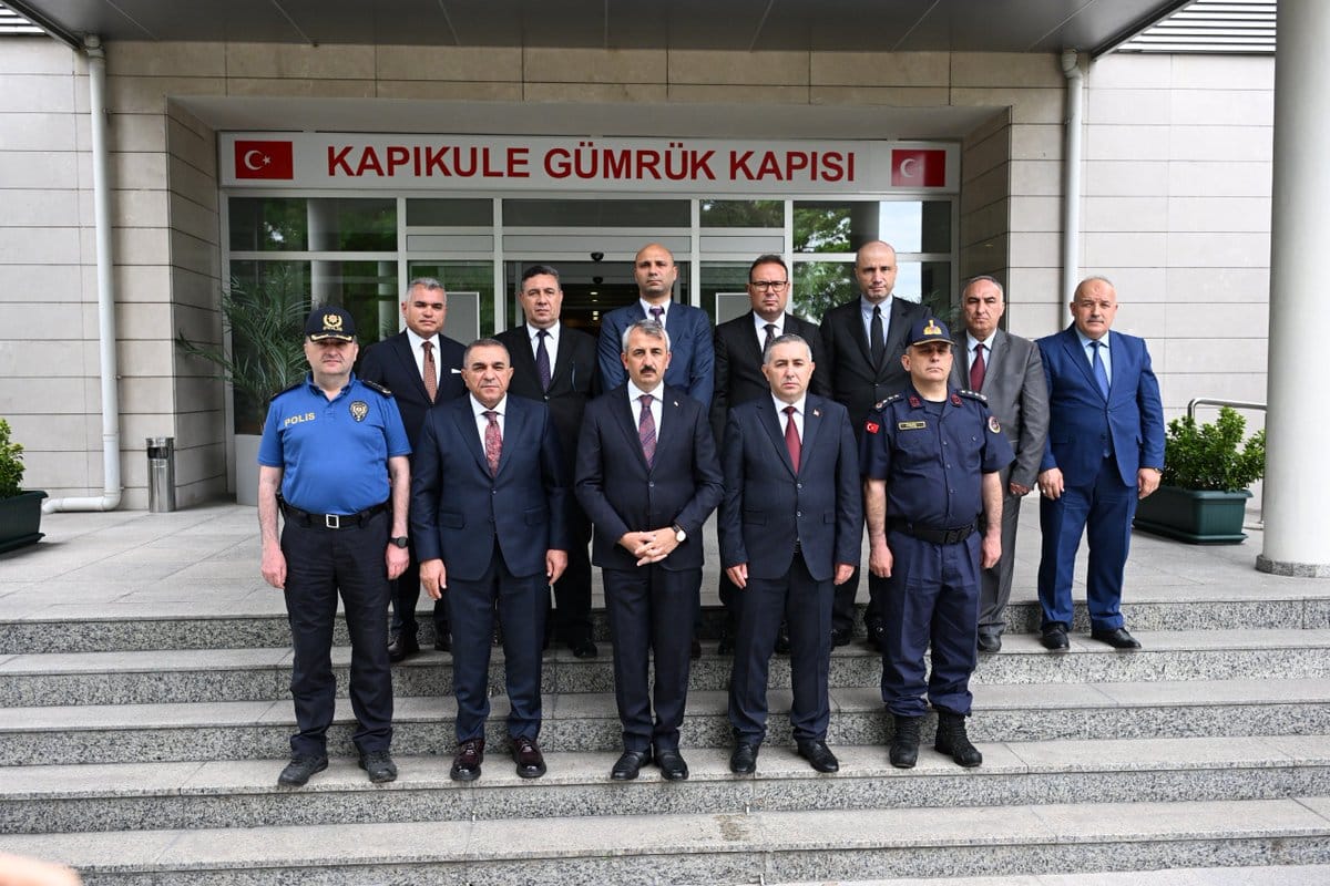 Gurbetçilere Müjde: Sınırda Bekleme Süresi Düşüyor