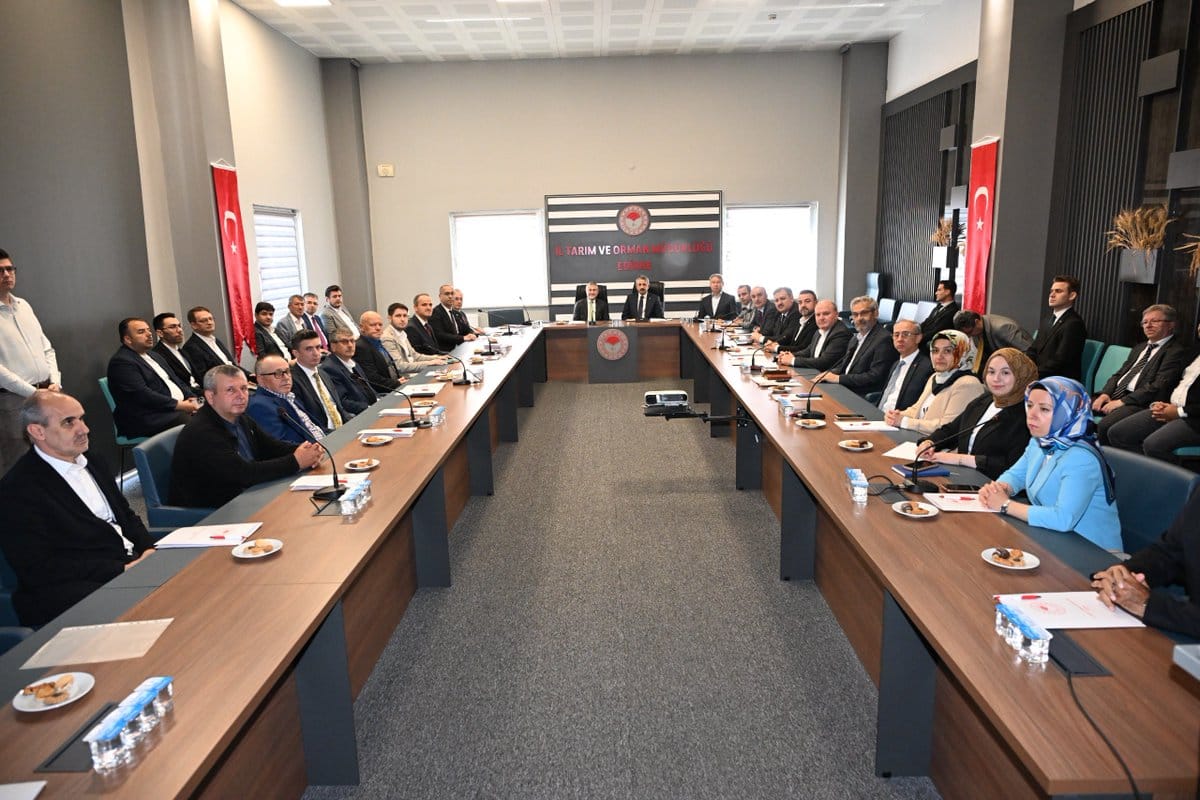 Vali Sezer’den Eğitime Büyük Destek