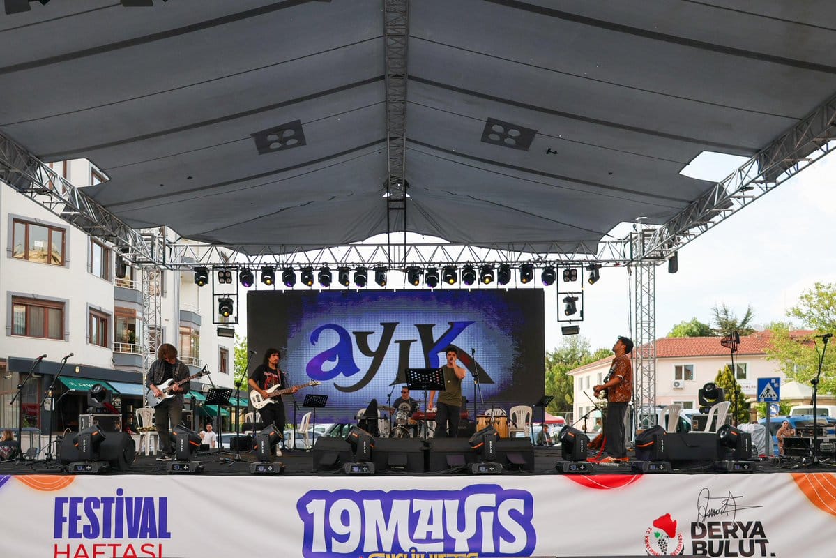 Gençlik Haftası Konserleri Coşku Yarattı