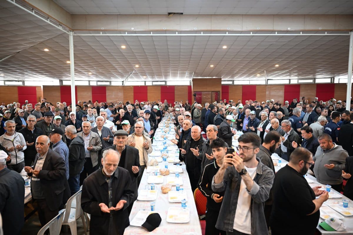 Vali Turan İnece’de Yağmur Duasına Katıldı, Bereket Mesajı Verdi