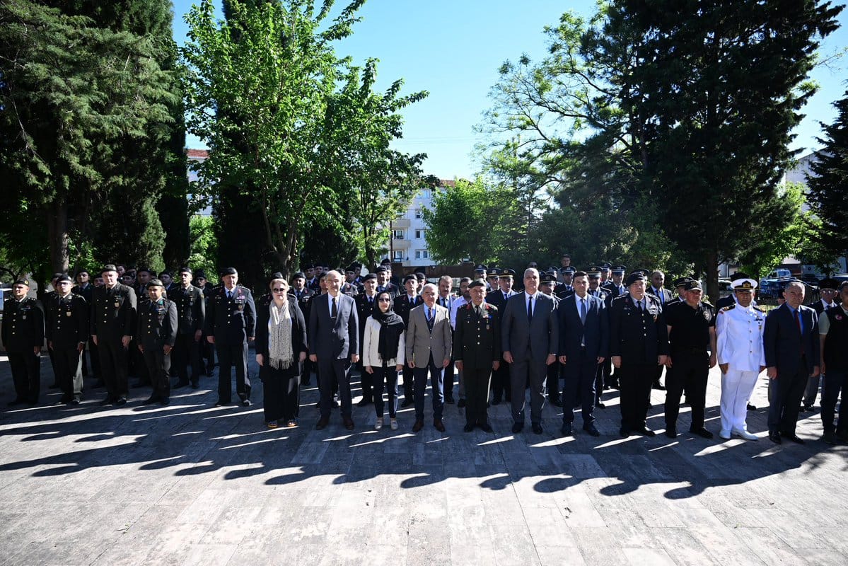 Kırklareli’nde Şehit Aileleri Onuruna Tören Düzenlendi