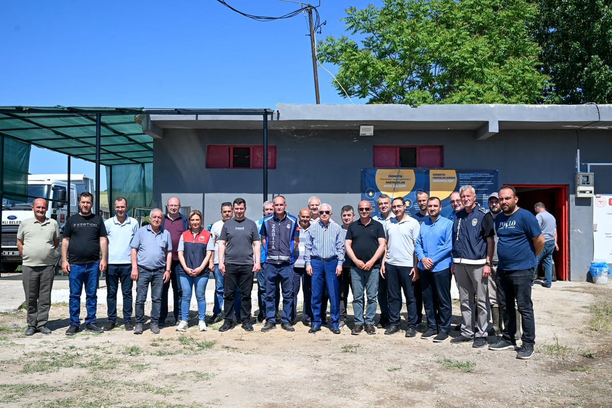 Vali Turan’dan Kavaklı’da Kurban Kesim Alanına Sürpriz Ziyaret