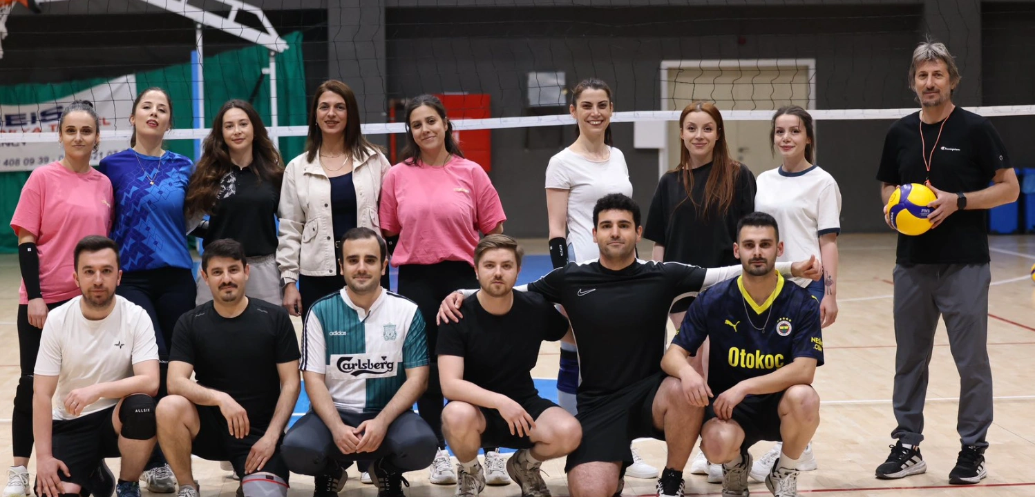 Kapaklı’da Voleybol Heyecanı 25 Takım Sahada