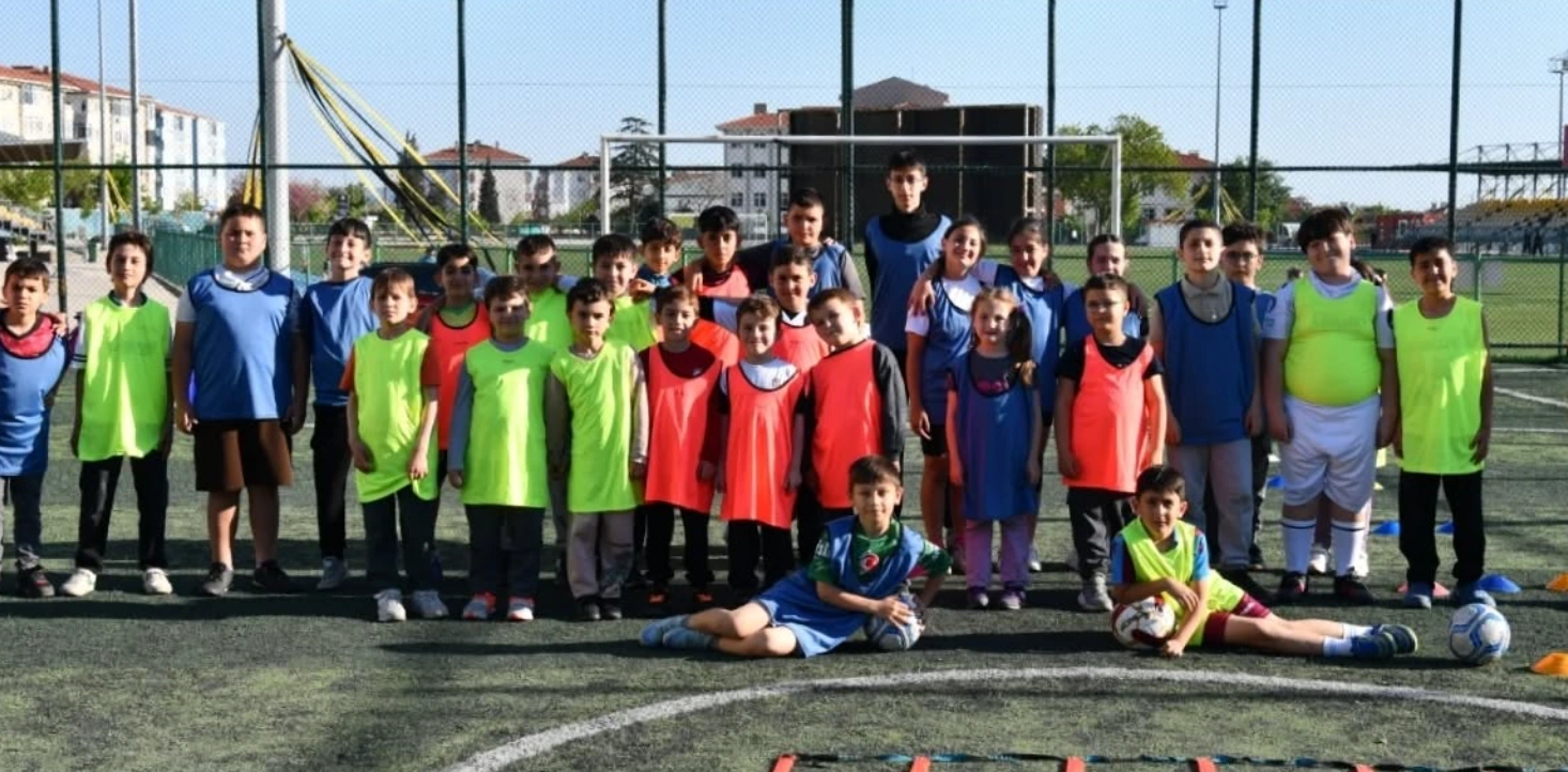 Keşan’da Geleceğin Yıldızları Sahaya İniyor