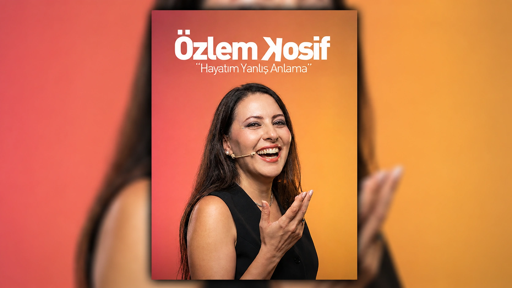 Özlem Kosif’ten Kahkaha Dolu Stand-Up Gösterisi