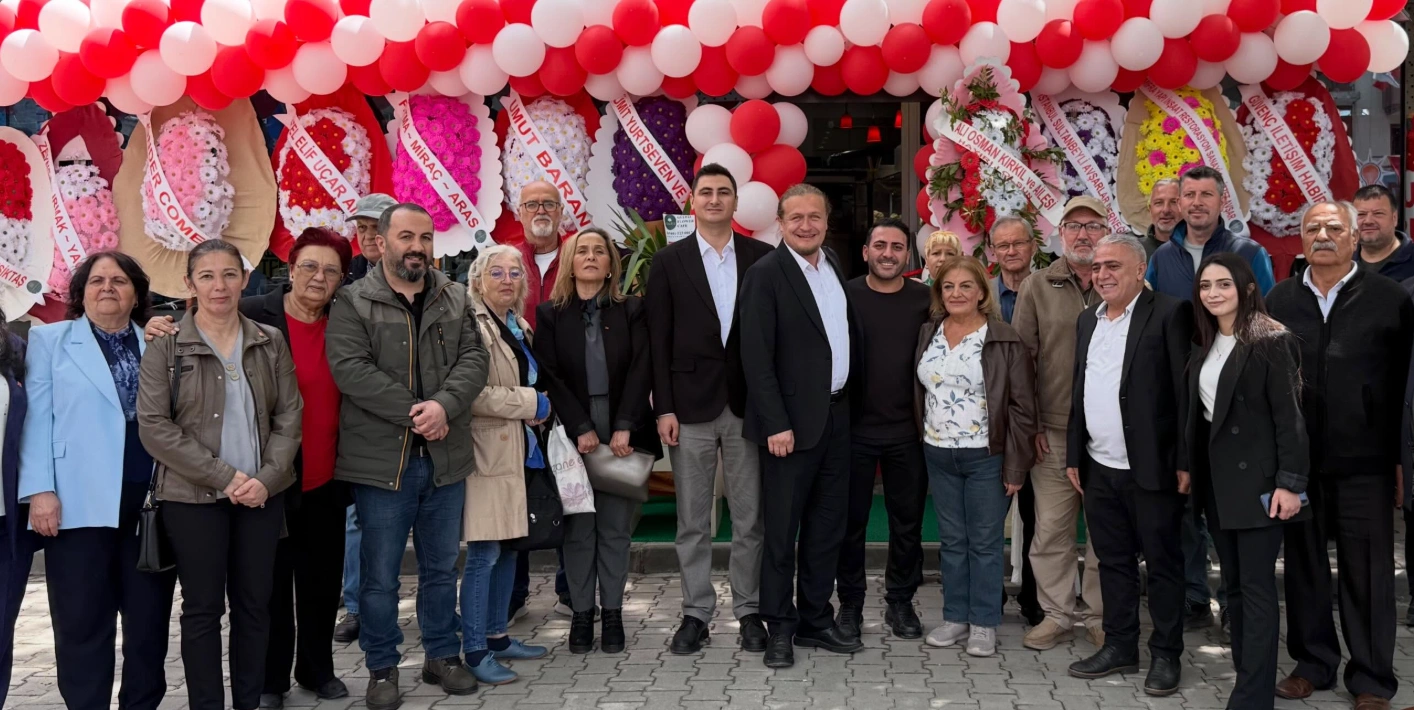 Lapseki’de Sarıyer Börekçisi Açıldı