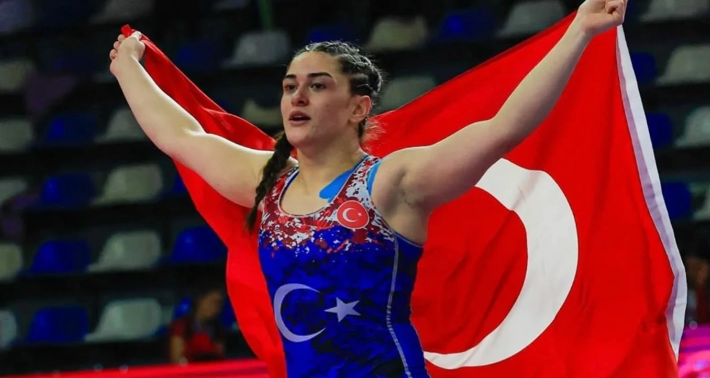 Avrupa’nın Zirvesinde Bir Uzunköprülü: Rümeysa Şampiyon