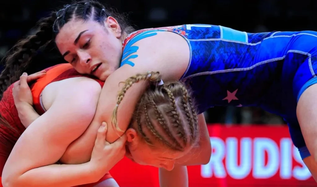 Uzunköprülü milli sporcu Kıymet Rümeysa Tezcan, U17 Avrupa Güreş Şampiyonası kadınlar 69 kiloda Avrupa Şampiyonu oldu. Uzunköprü Haberler