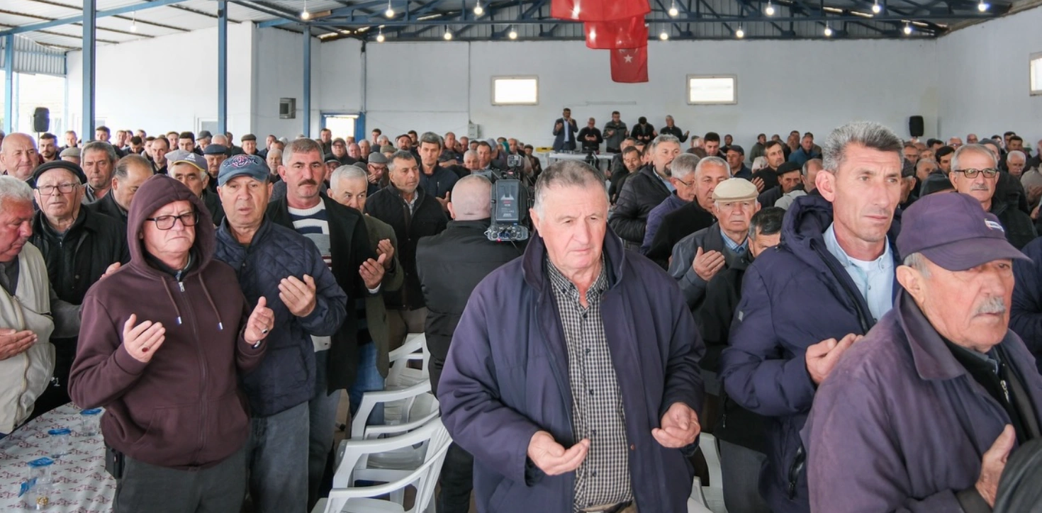 Lalapaşa’da Bereket Duası: Toprak Suyla Buluşuyor