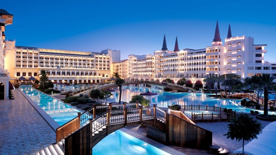 Denize Sıfır Belek Otelleri: Fiyat & Konsept Rehberi