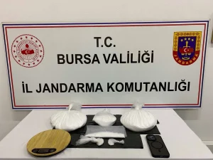 Bursa'da Uyuşturucu Operasyonu: 2 Kilo Metamfetamin Ele Geçirildi