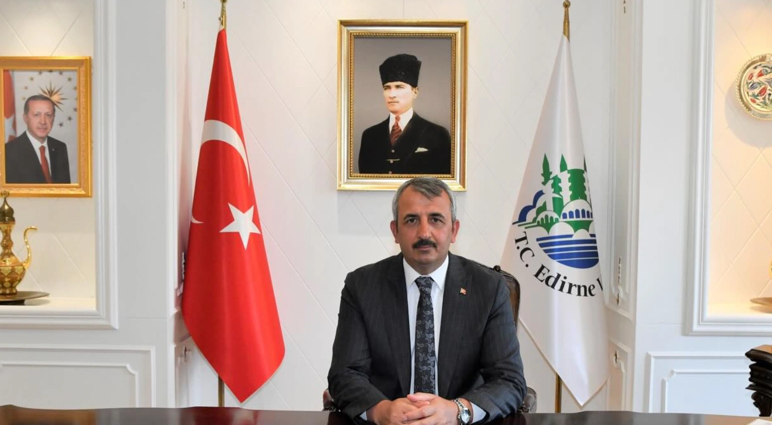 Edirne’de 1 Mayıs Coşkusu: Vali Sezer’den Anlamlı Mesaj