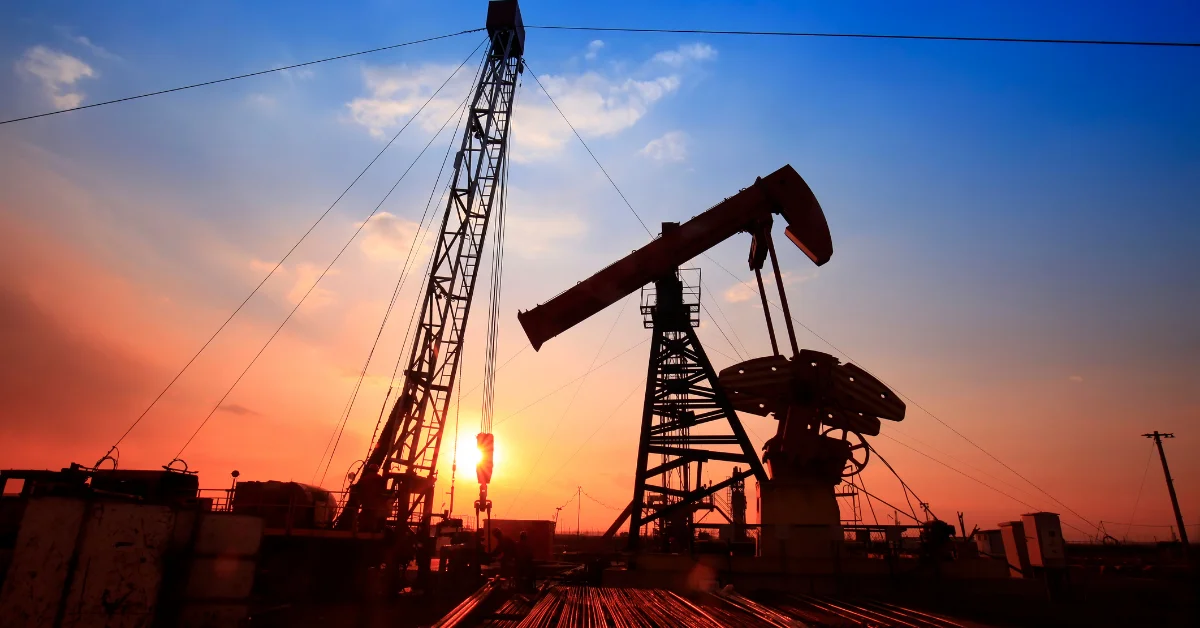 Petrol 104 doları aştı: Orta Doğu gerilimi tırmanıyor