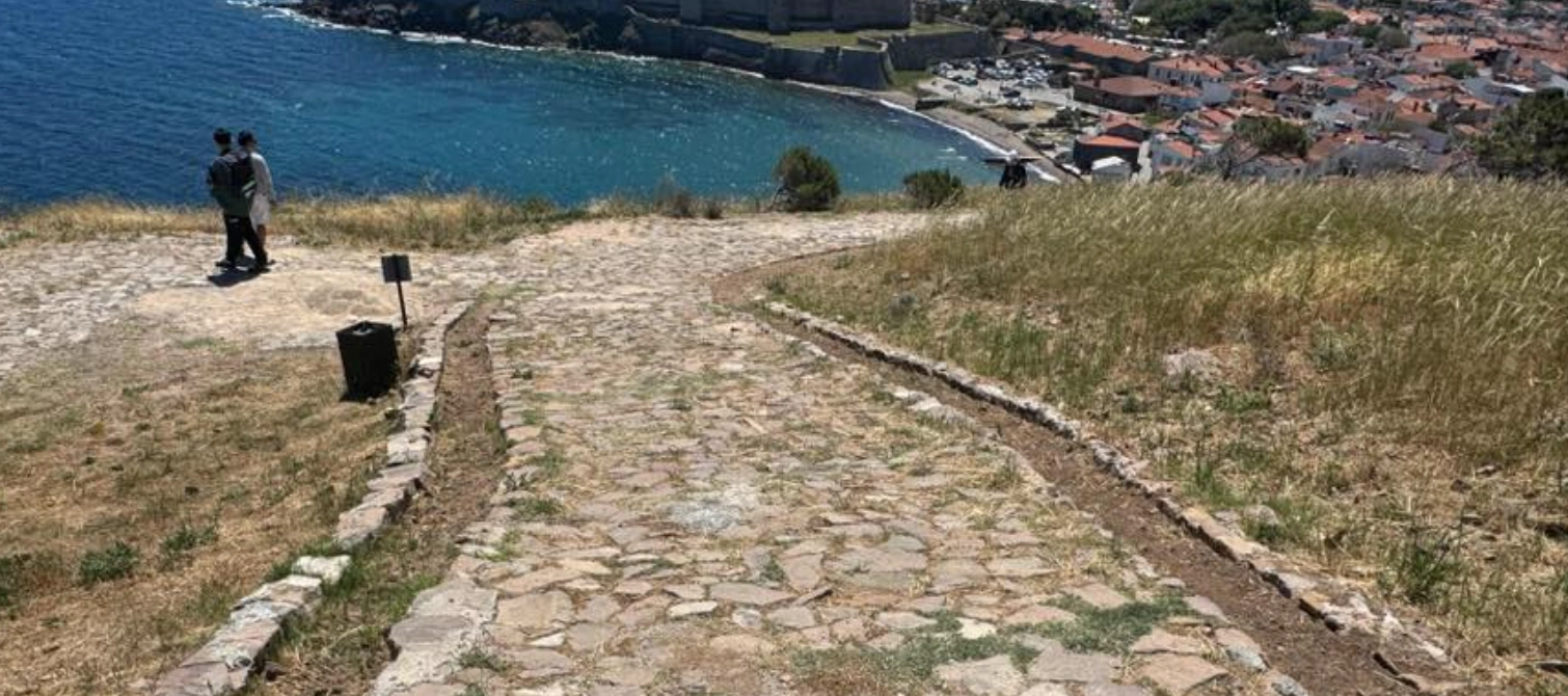 Bozcaada Yel Değirmenleri Çehre Değiştirdi
