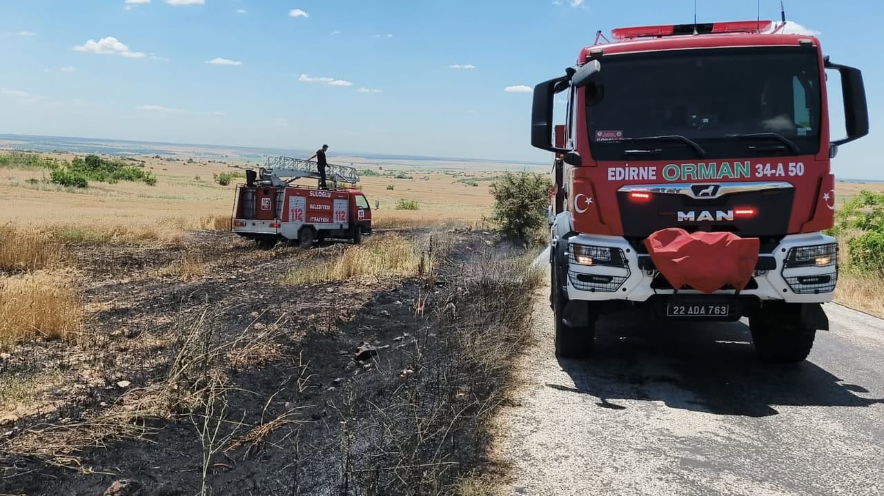 Kovankaya’da tarla yangını: İtfaiye ve orman ekipleri hızla müdahale etti