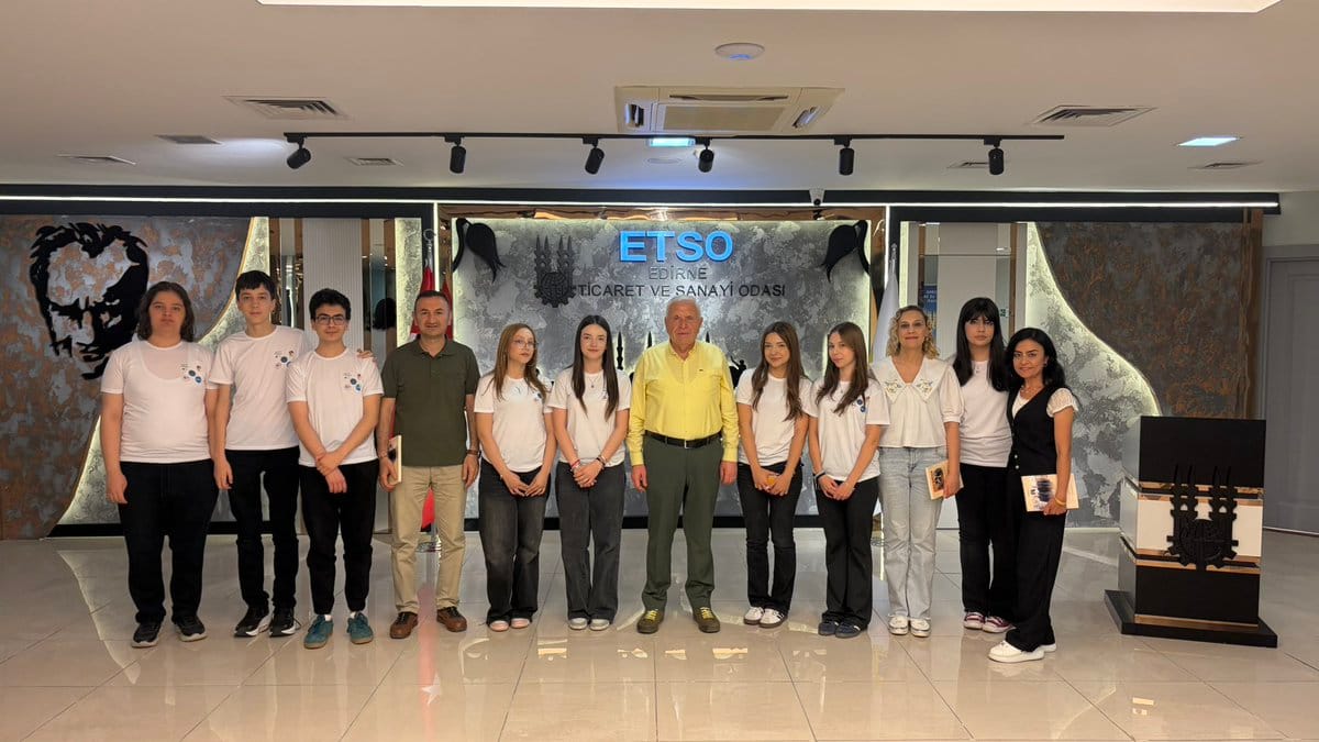 Fen Lisesi Öğrencilerinden Taşkın Yönetimine Yapay Zeka Çözümü