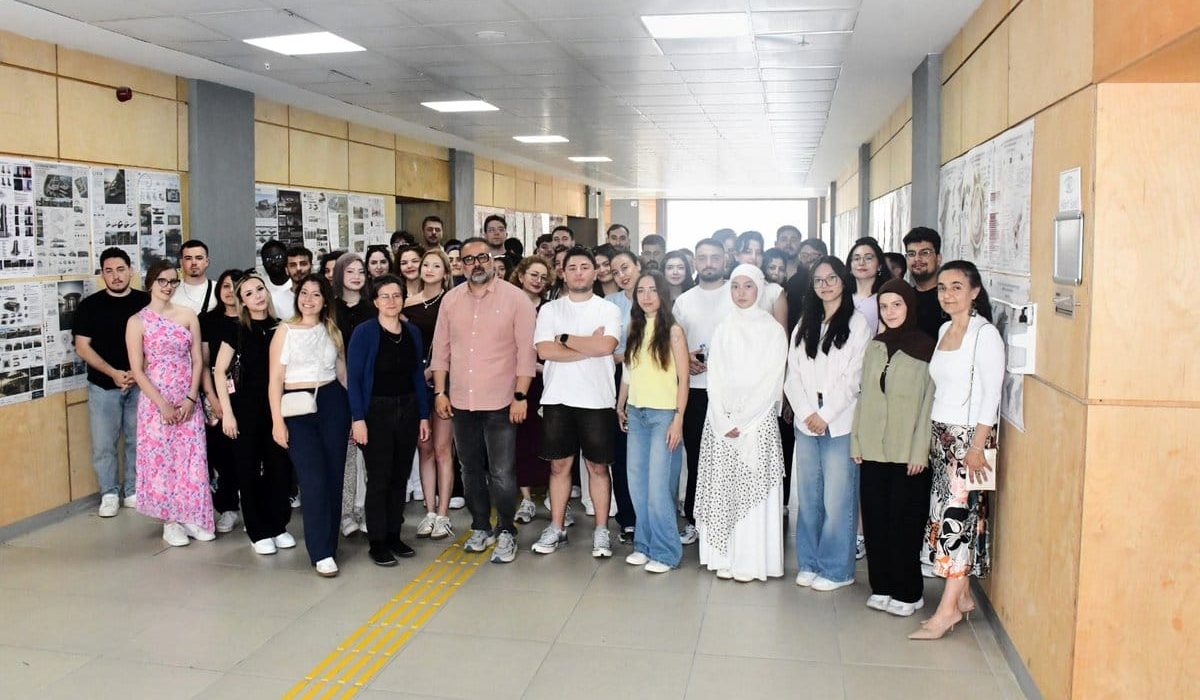 Yapay Zeka ile Tasarım: Mimarlık Öğrencilerinden Yenilikçi Sergi