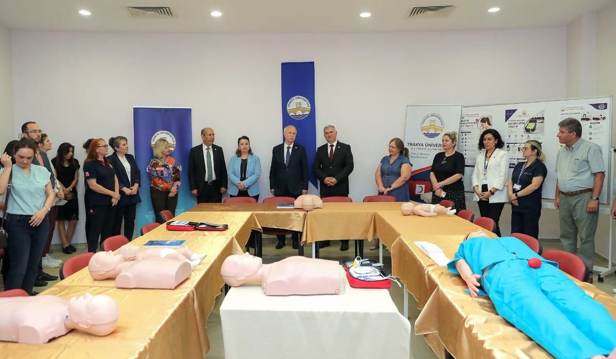Trakya Üniversitesi’nde İlk Yardım Eğitim Merkezi Açıldı