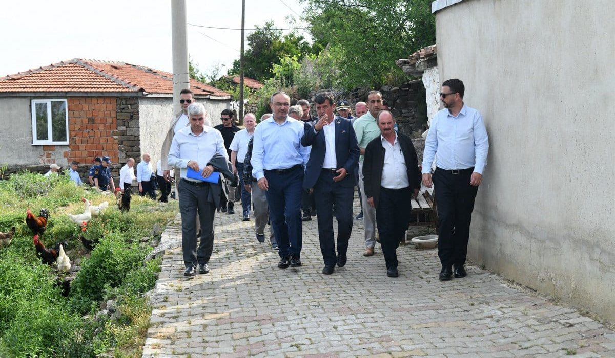 Vali Soytürk, Güzelköy Mahallesi’ni Ziyaret Etti