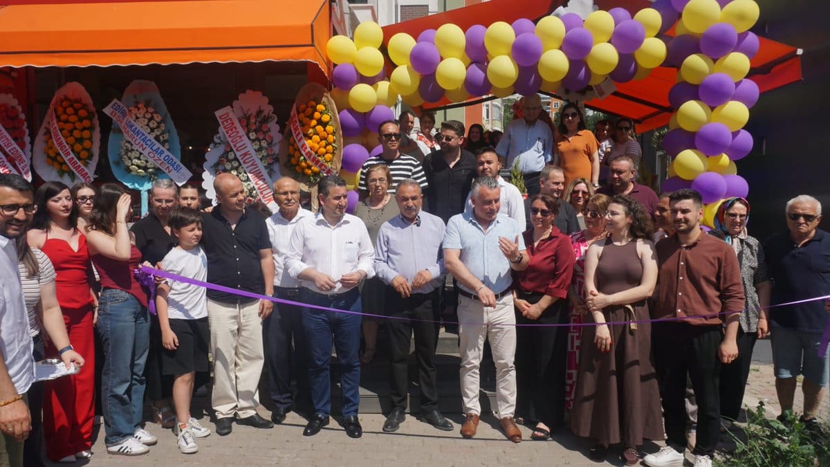 Brother Burgers Edirne’de Açıldı! Başkan Yardımcısı Kahveci Açılışa Katıldı
