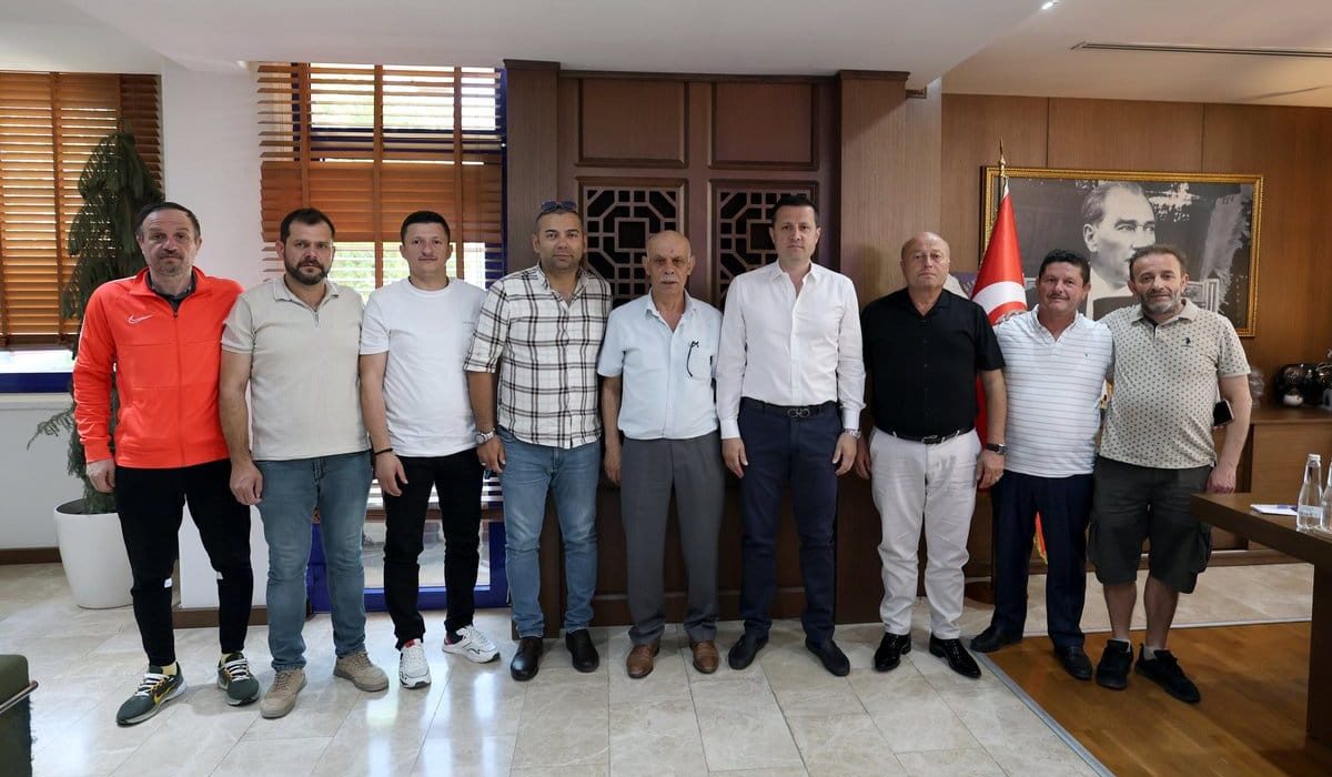 Kenan Topçu ve Yönetimi Çerkezköy Belediye Başkanı’nı Ziyaret Etti