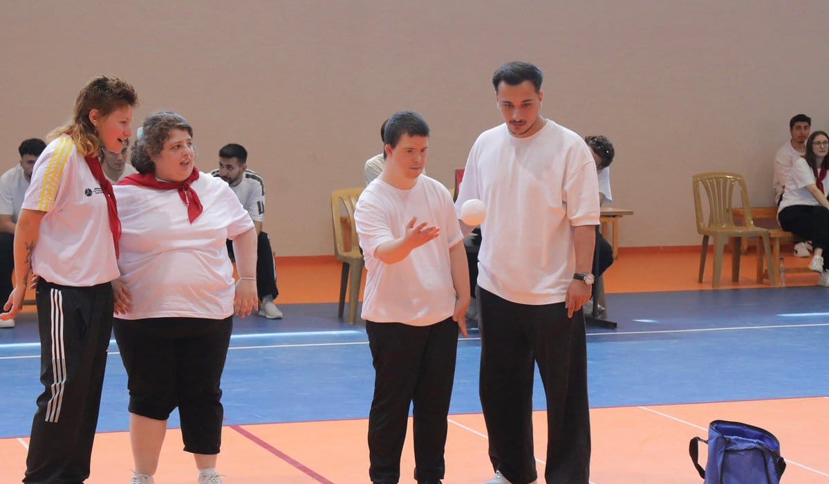 Engelsiz Yaşam Merkezi öğrencileri sporla buluştu