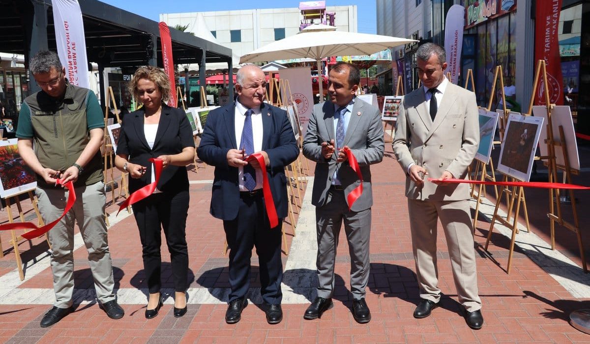 Edirne’de Tarım ve İnsan Fotoğrafları Sergilendi