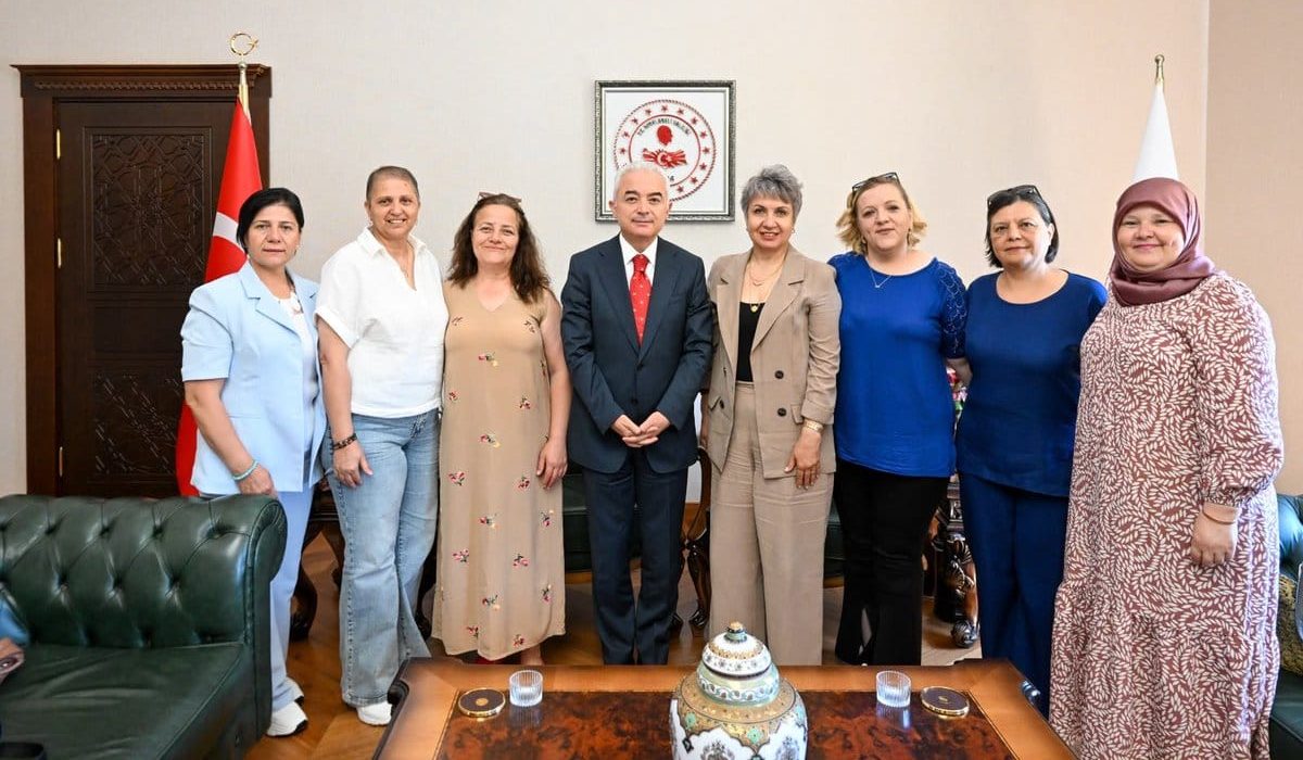 Karahıdır Kiraz Şenliği İçin Vali Turan’dan Tam Destek