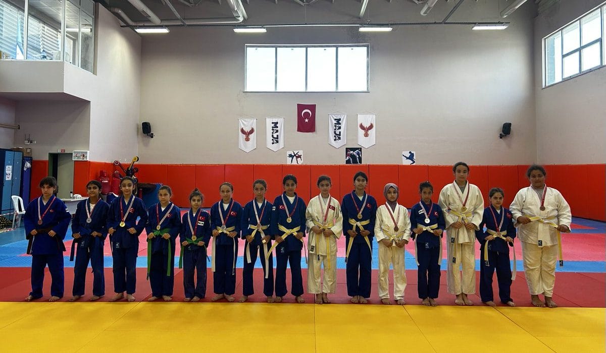 Minik Judocular Tekirdağ’da Fırtına Gibi Esti: 9 Altın Madalya!