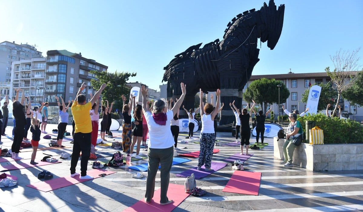 Günaydın Çanakkale: Truva Atı’nda Yoga ile Güne Başlangıç