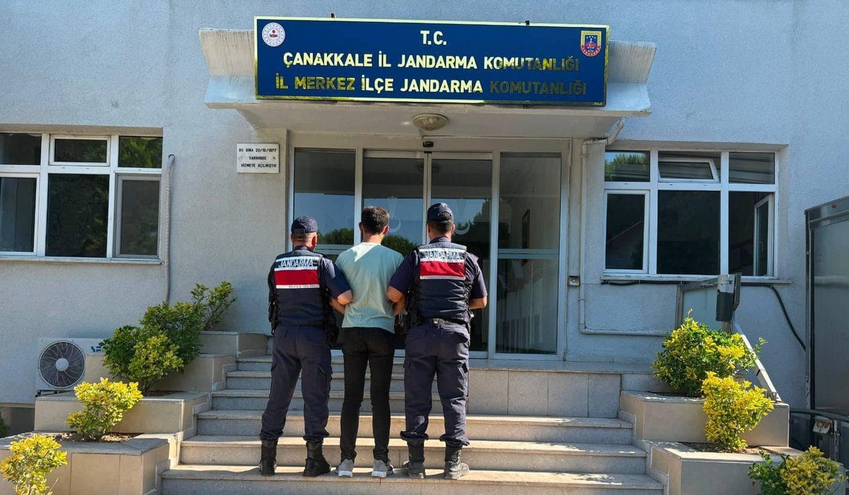 Balya Makinesi Yangını: 60 Dönüm Tarım Arazisi Küle Döndü