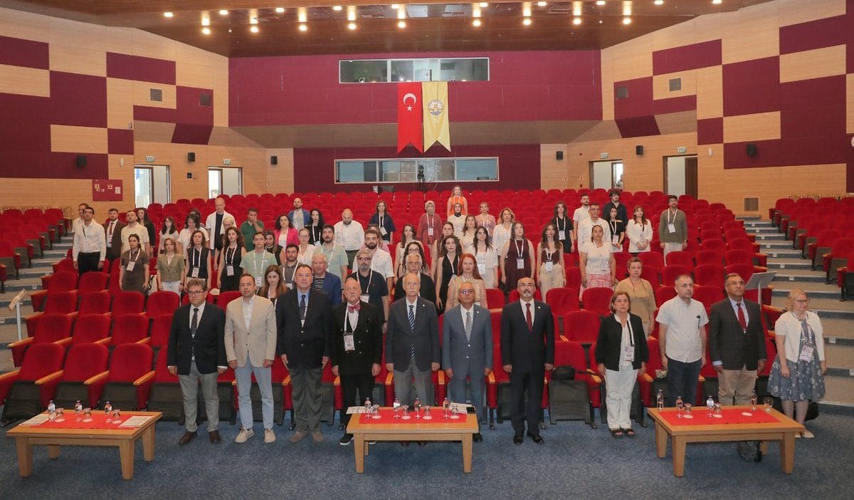 Tıbbi Genetik Kongresi Trakya Üniversitesi’nde Başladı